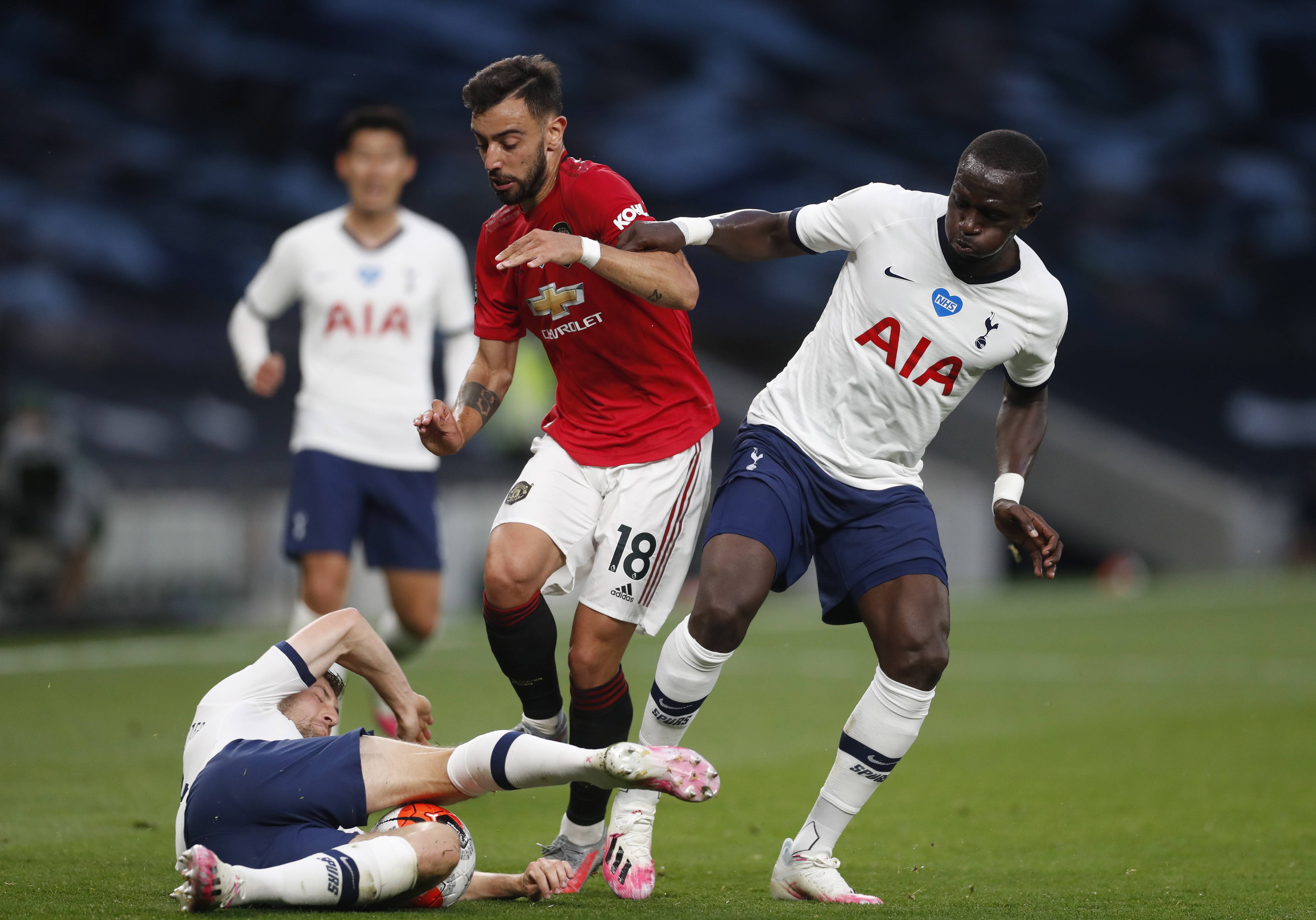 联赛双线作 联赛双线作